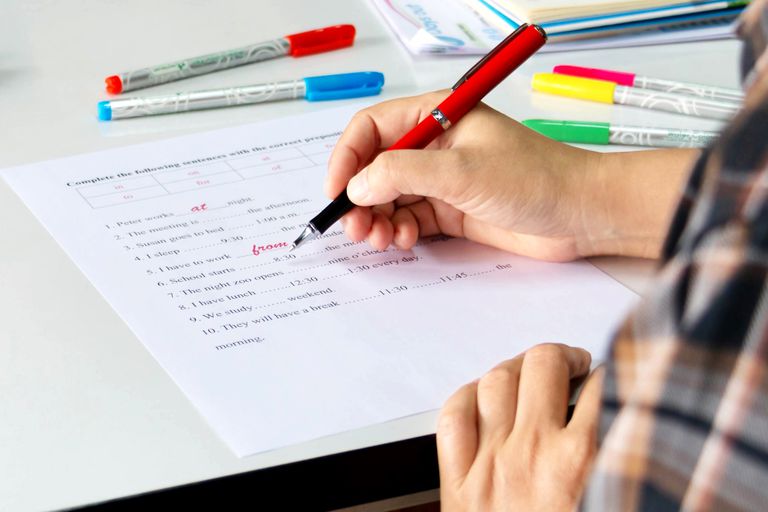 English Corner – Using Worksheets to&nbsp;Succeed