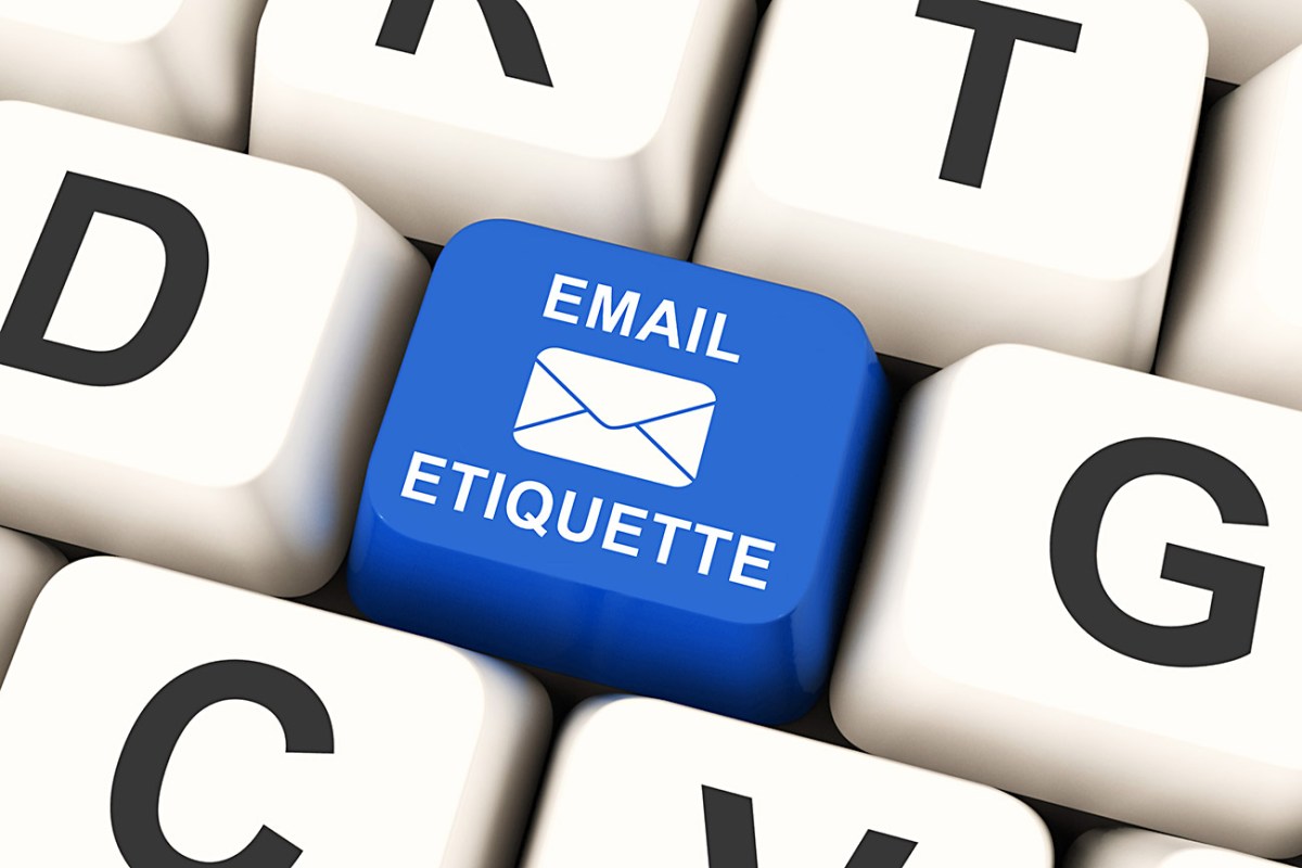 English Corner – Proper Email&nbsp;Etiquette